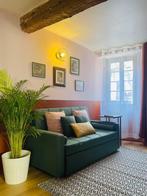 Chez-yu Cite Villa Carcasona